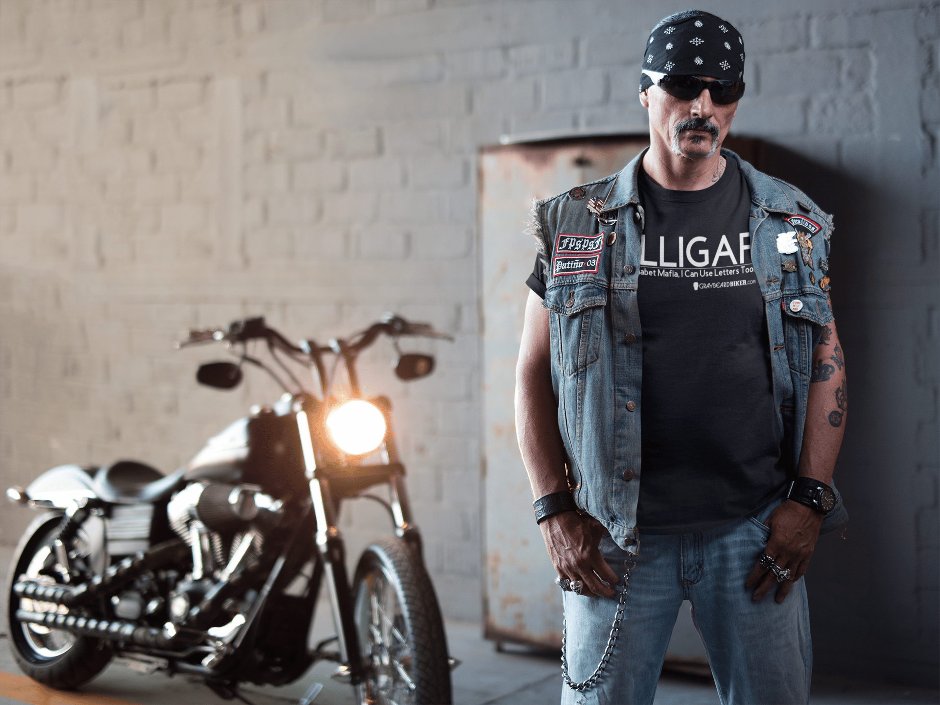 DILLIGAF Tee - Image 5